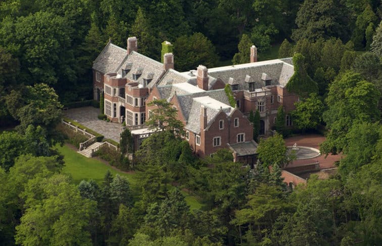 Haunted houses for sale: Schweppe Mansion