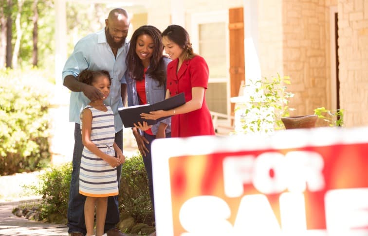 get real estate listings