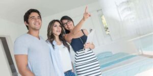 what type of person makes a good real estate agent