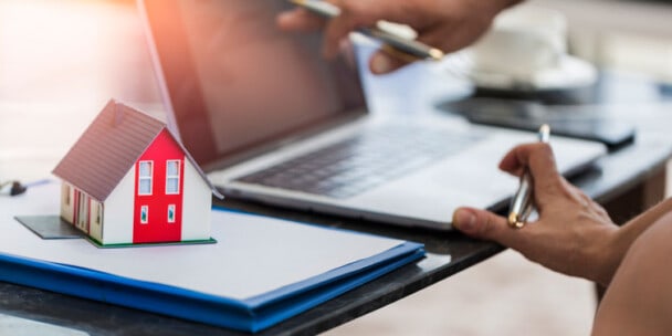 6 Reasons Why Real Estate Agents Should Invest in Real Estate