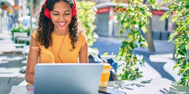 What Age Can You Get a Real Estate License?