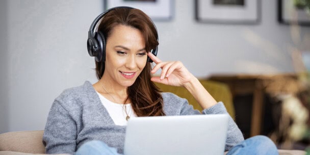 How to Choose the Best Online Real Estate School for You