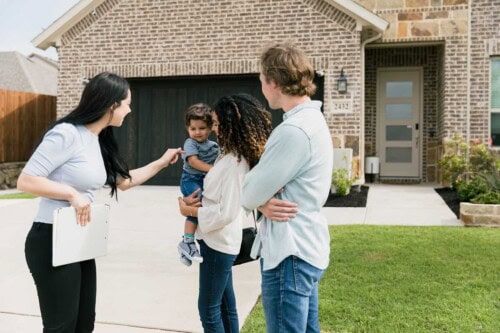 Real estate agents must understand the difference between freehold and leasehold estates.