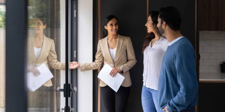 Is It Hard to Be a Real Estate Agent? What are the Pros and Cons of Real Estate?